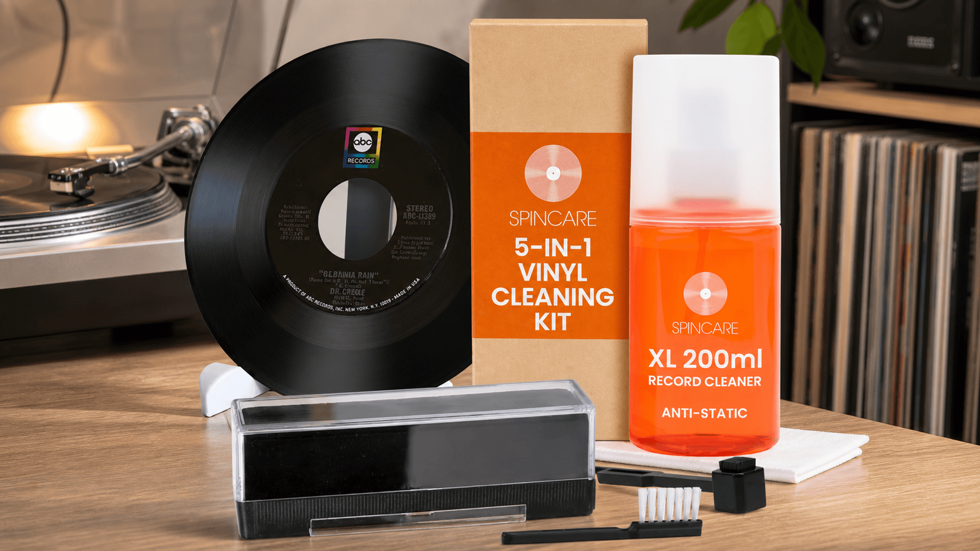 Immagine di Il kit per la pulizia dei vinili 5-in-1 raggiunge il suo prezzo più basso