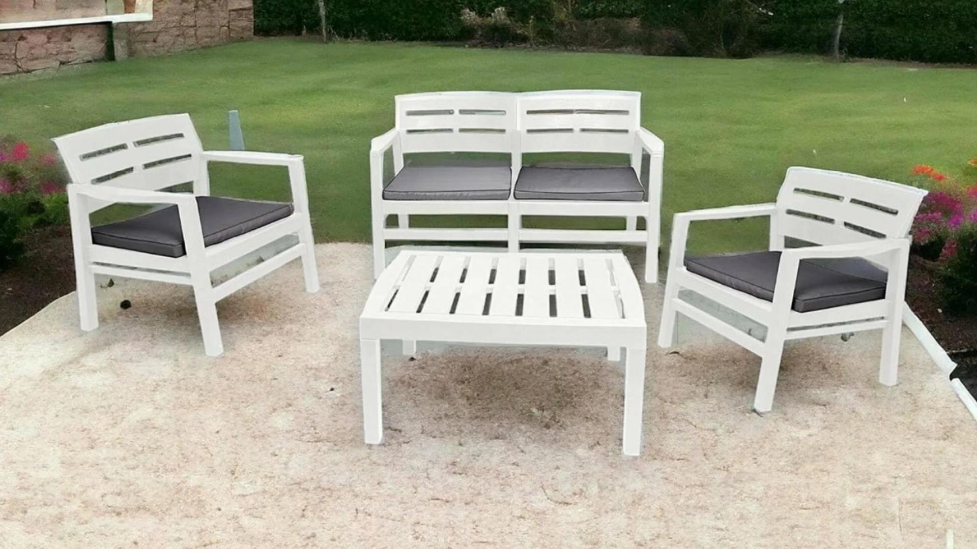 Immagine di Che giardino stupendo con questi mobili da esterno in sconto