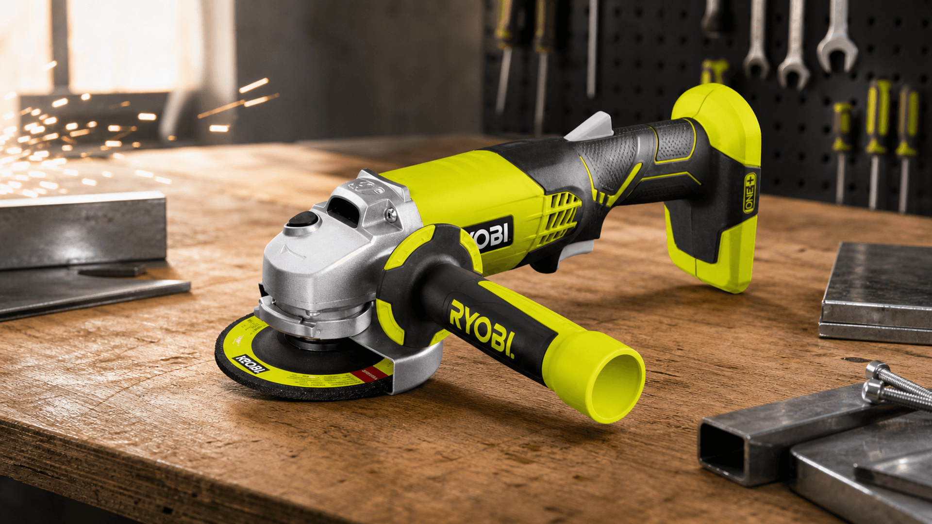 Immagine di Smerigliatrice angolare Ryobi al 34%: occasione per il fai da te