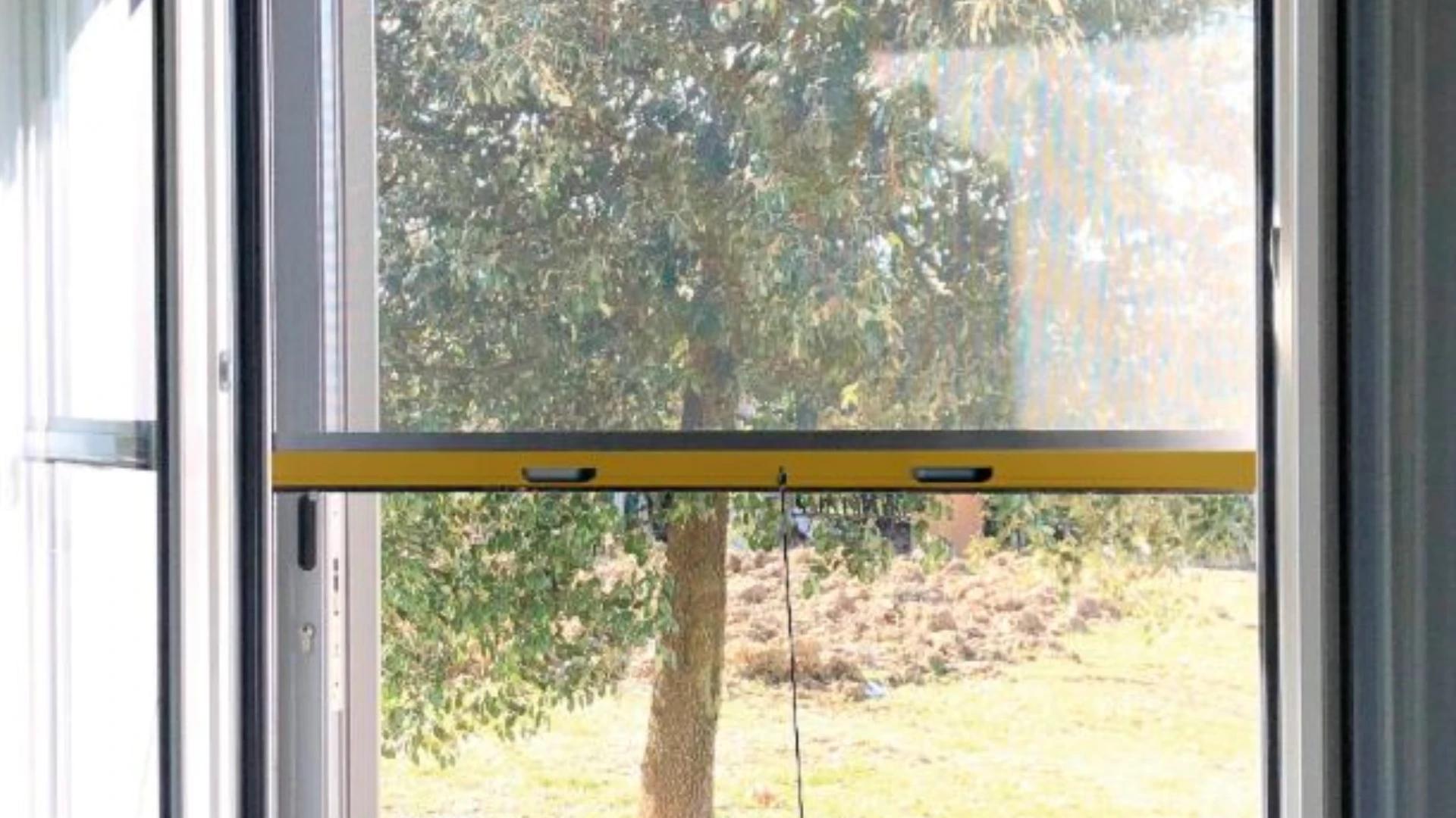 Immagine di Zanzariere in offerta su Leroy Merlin: mai più insetti!